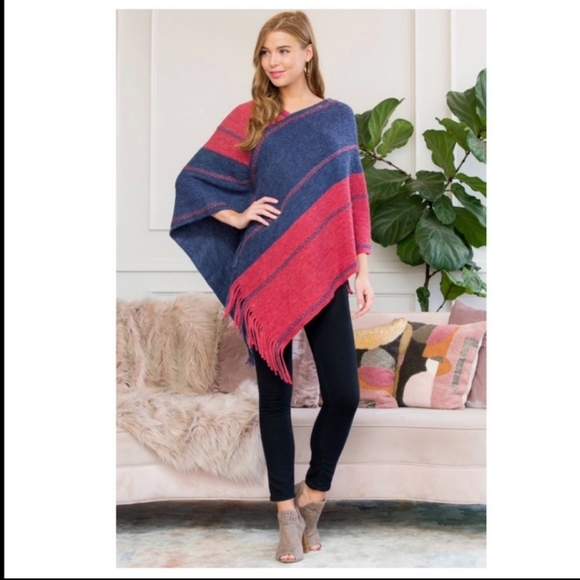 **SOLD**๐๐TWO TONE PONCHO. ONE SIZE. NEW - Picture 5 of 7